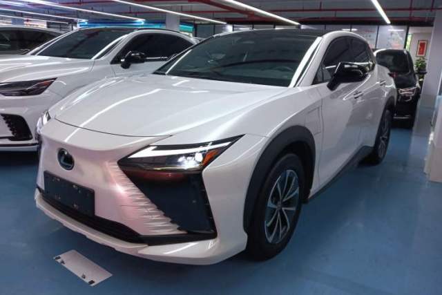 Used Lexus RZ 2023 450e All-Wheel Drive Luxury Edition