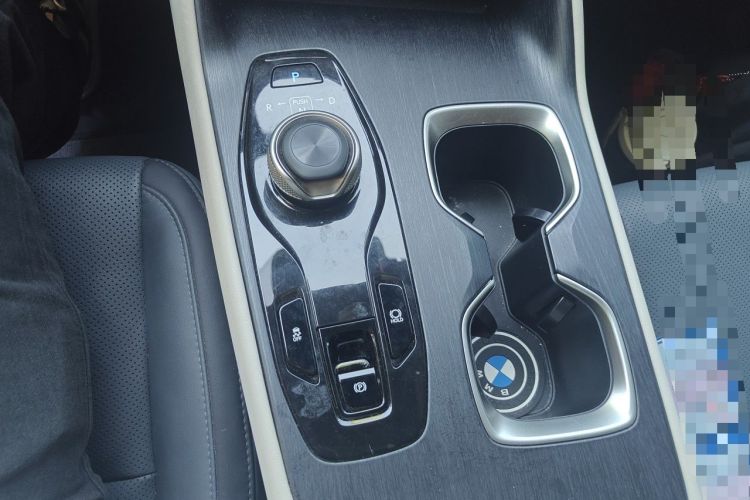 Used Lexus RZ 2023 450e All-Wheel-Drive Luxury Edition Gear Lever