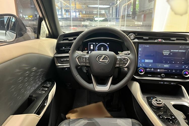 Used Lexus RZ 2023 450e All-Wheel Drive Luxury Edition Interior 1