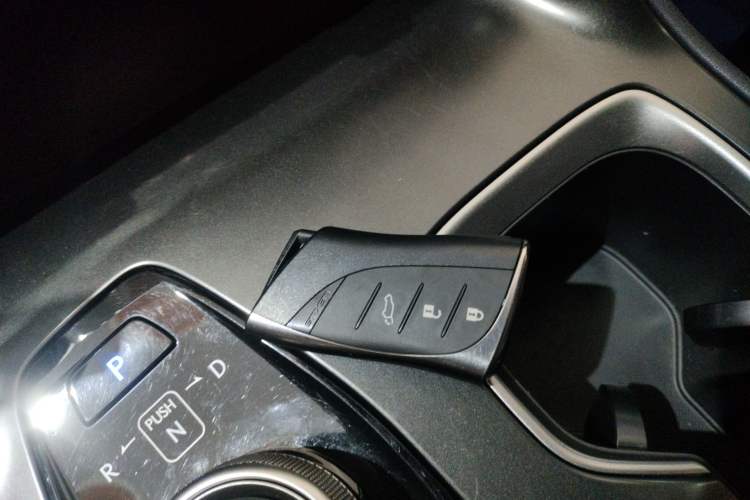 Used Lexus RZ 2023 450e All-Wheel-Drive Long-Range Version Interior 1