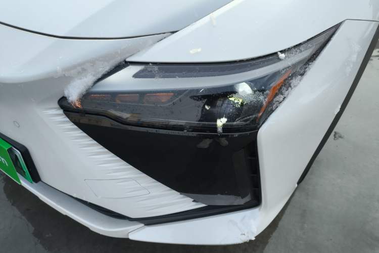 Used Lexus RZ 2023 450e All-Wheel Drive Luxury Edition Left Front Headlight