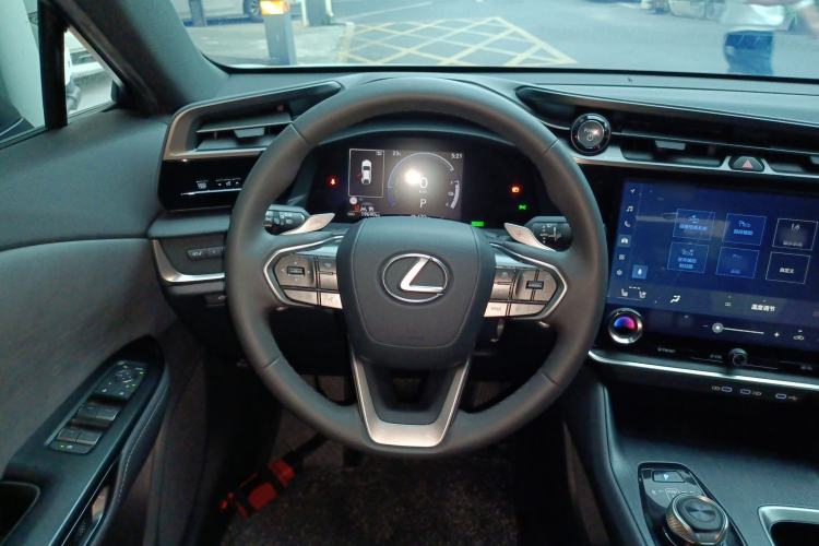 Used Lexus RZ 2023 450e All-Wheel Drive Luxury Edition Steering Wheel