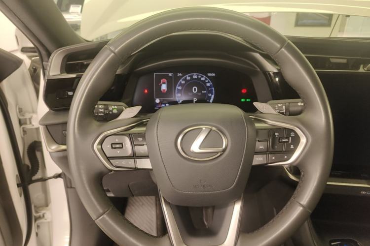 Used Lexus RZ 2023 450e All-Wheel Drive Luxury Edition Steering Wheel