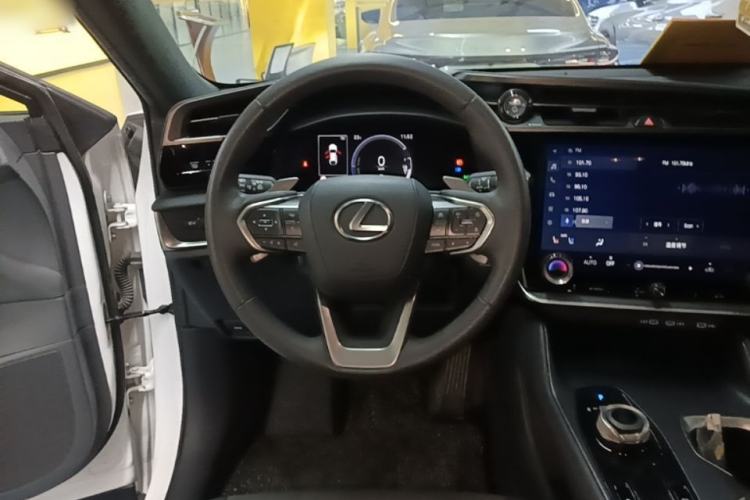Used Lexus RZ 2023 450e All-Wheel Drive Luxury Edition Steering Wheel