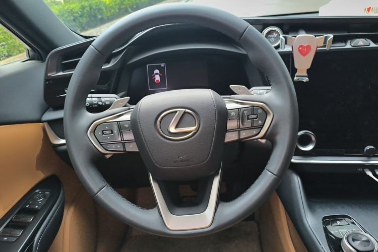 Used Lexus RZ 2023 450e All-Wheel Drive Luxury Edition Steering Wheel