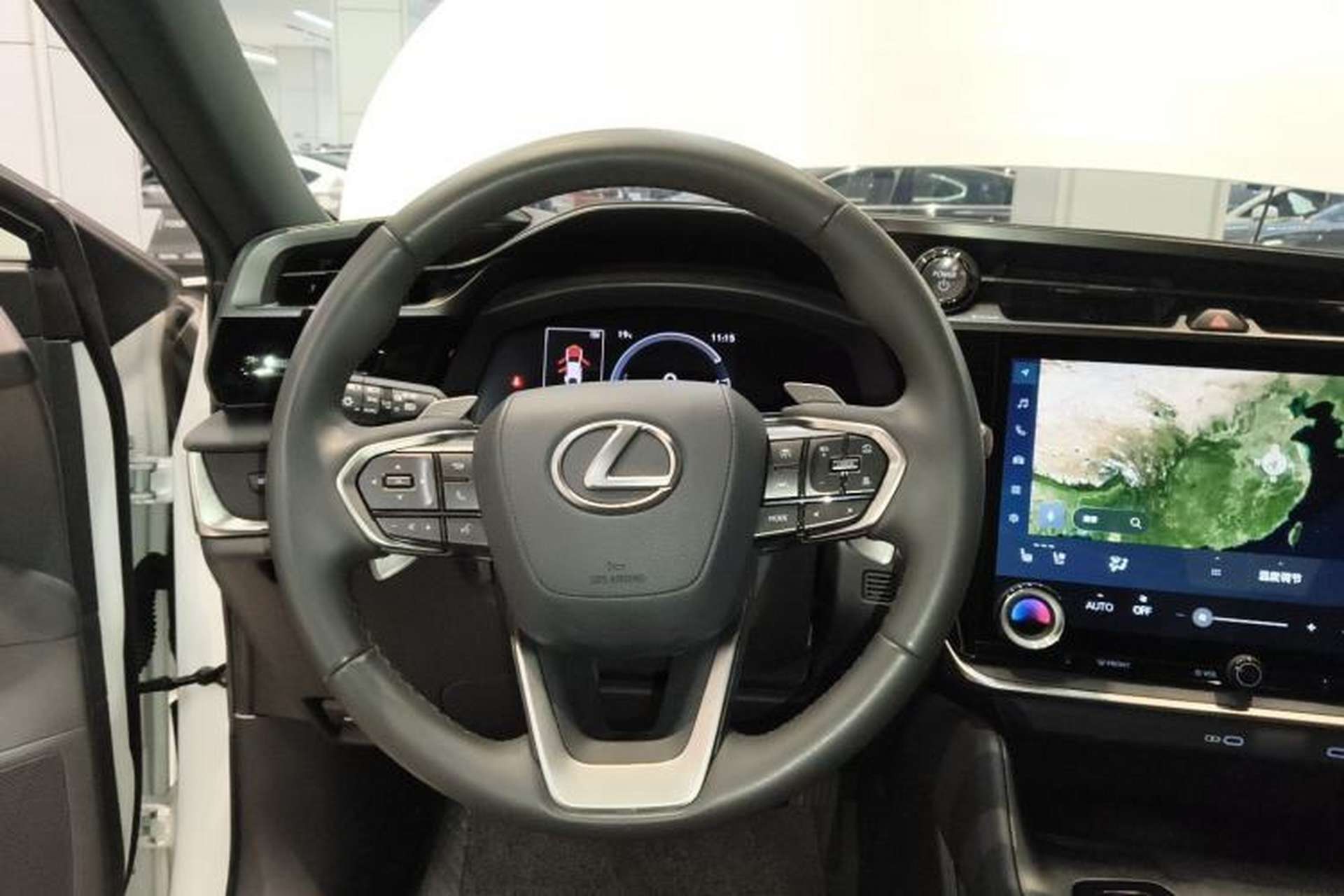 Used Lexus RZ 2023 450e All-Wheel Drive Luxury Edition Steering Wheel