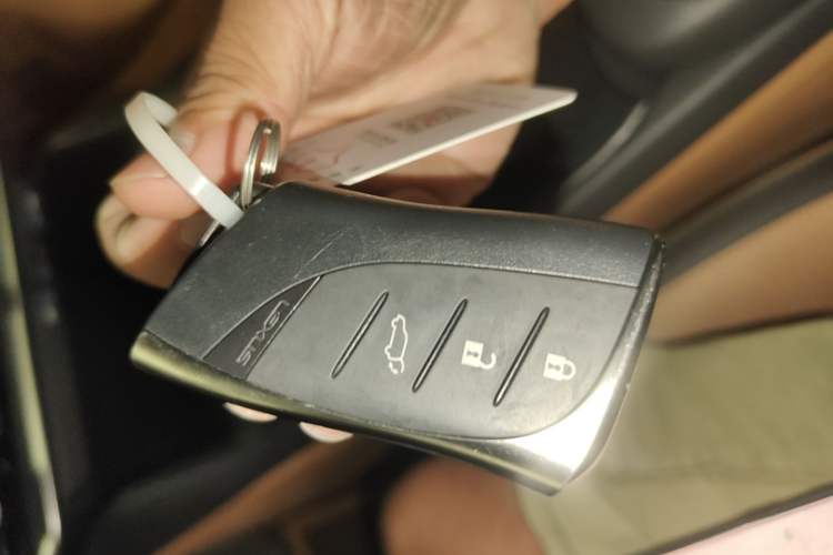 Used Lexus RZ 2023 450e All-Wheel Drive Luxury Edition Vehicle Key