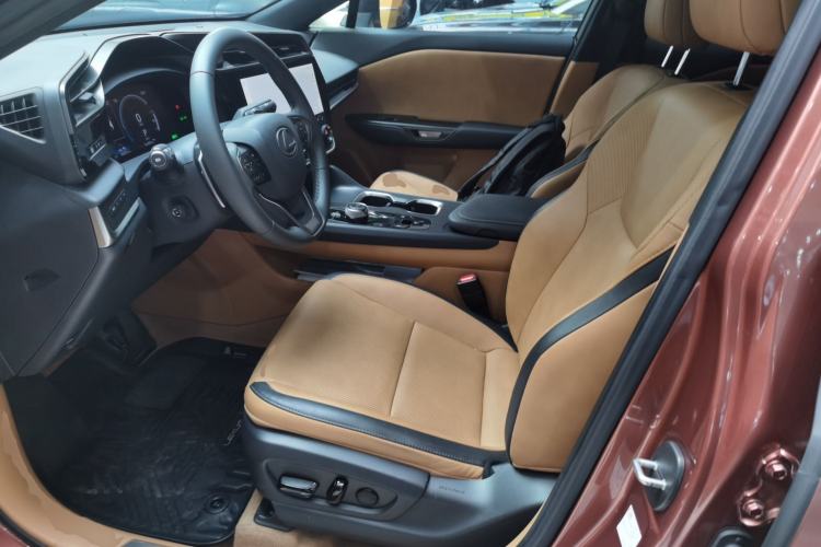 Used Lexus RZ 2023 450e All-Wheel Drive Luxury Edition Left Front Seat