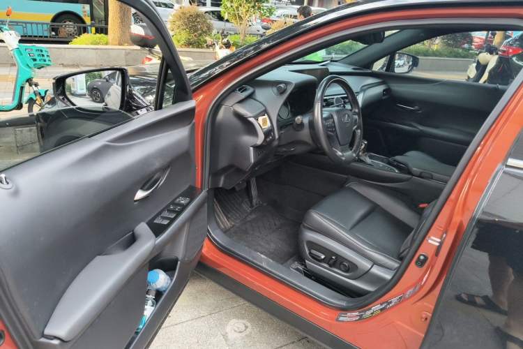 Used Lexus UX 2019 260h Explore-Cool Edition China V Standard Driver Seat