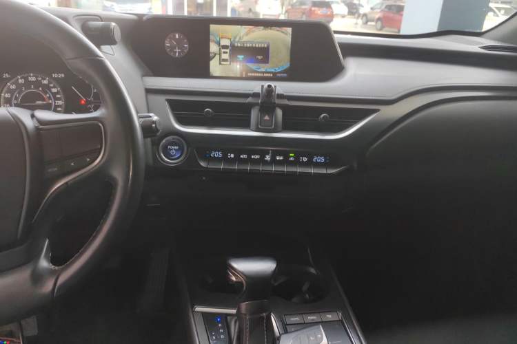 Used Lexus UX 2019 260h Explore-Cool Edition China VI Standard Audio And AC Panel