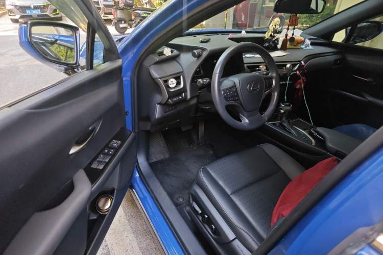 Used Lexus UX 2019 260h Explore·Fun Edition China VI Standard Driver Seat