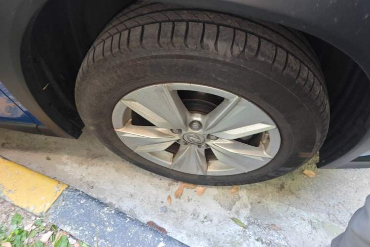 Used Lexus UX 2019 260h Explore·Fun Edition China VI Standard Right Front Wheel Hub