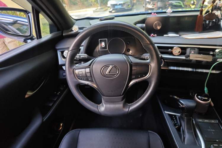 Used Lexus UX 2019 260h Explore·Fun Edition China VI Standard Steering Wheel