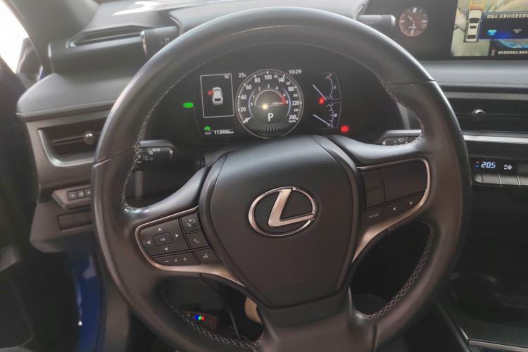 Used Lexus UX 2019 260h Explore-Cool Edition China VI Standard Steering Wheel