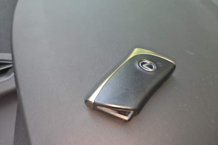 Used Lexus UX 2019 260h Explore·Fun Edition China VI Standard Vehicle Key