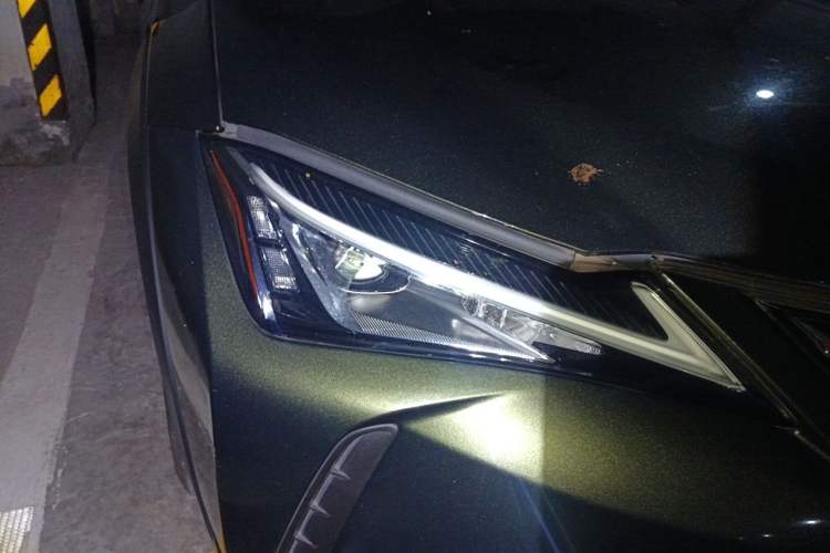 Used Lexus UX 2019 260h Explore·Fun Edition China VI Standard Right Front Headlight