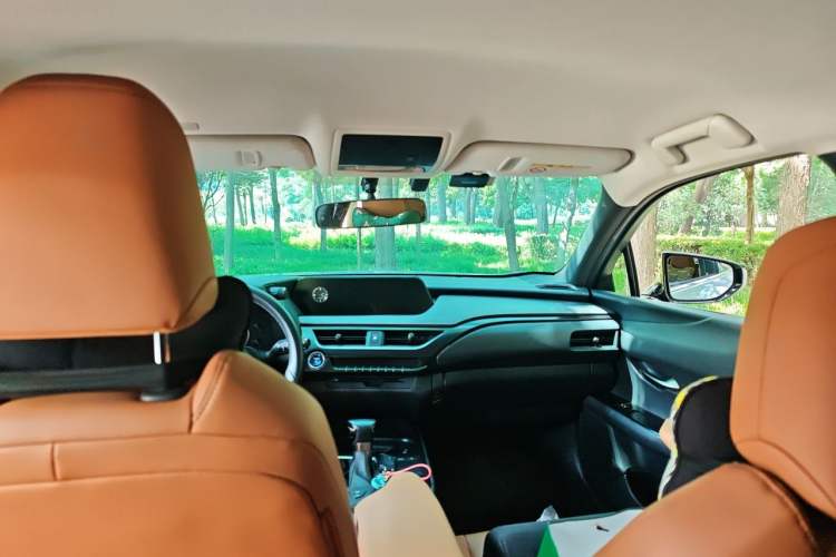 Used Lexus UX 2019 260h Explore-Cool Edition China VI Standard Headliner