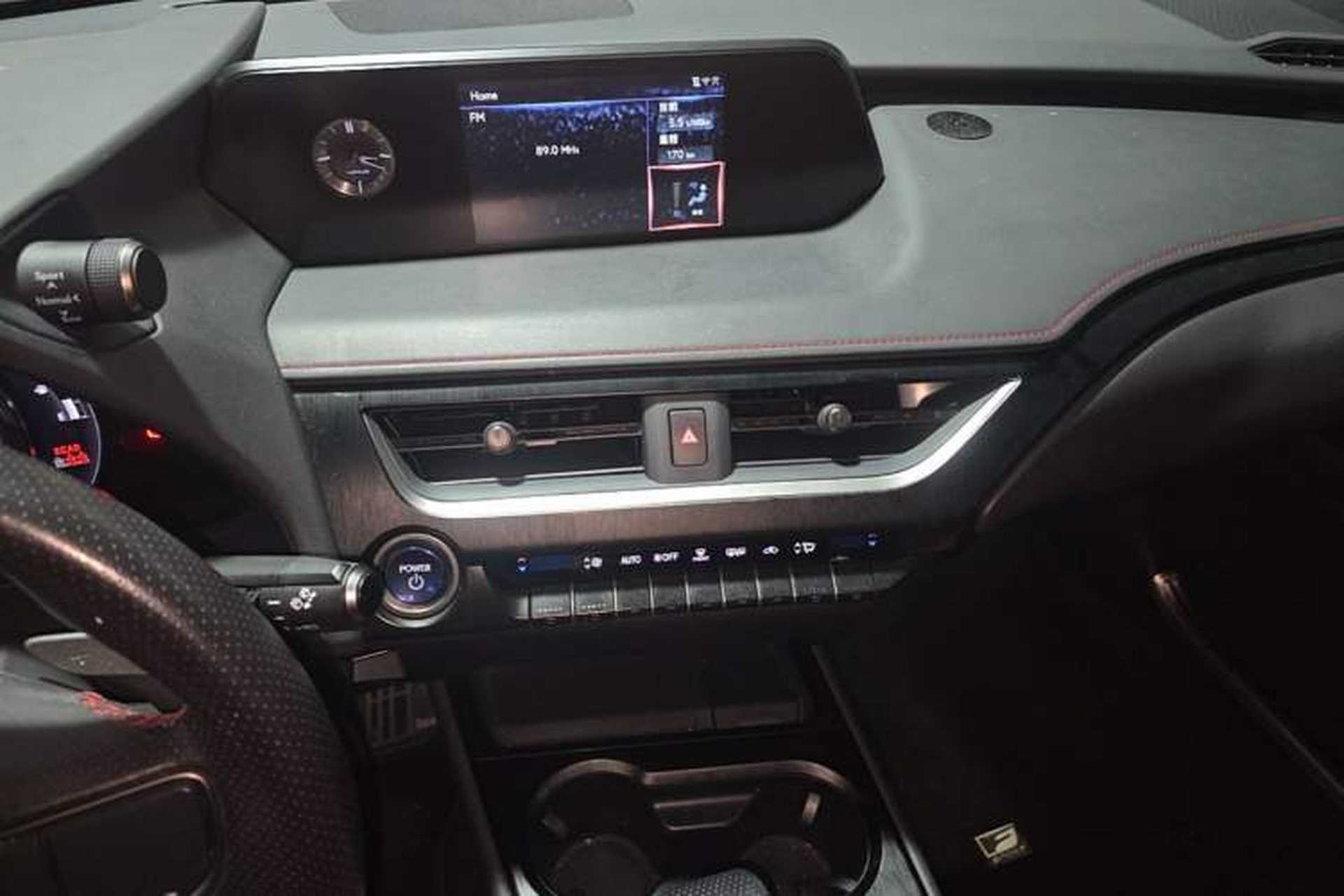 Used Lexus UX 2019 260h F SPORT Version China VI Standard Audio And AC Panel