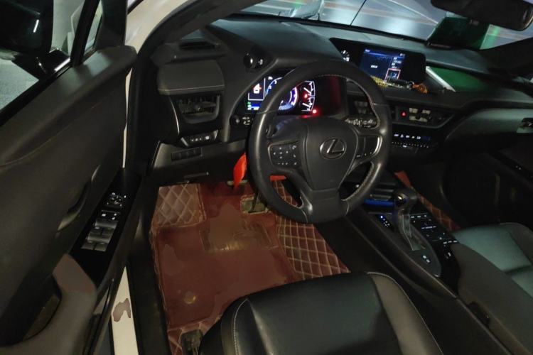Used Lexus UX 2019 260h Explore-Edition China V Standard Steering Wheel