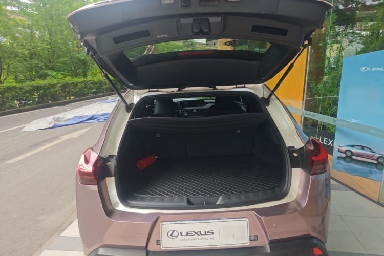 Used Lexus UX 2019 260h Explore·Fun Edition China VI Standard Trunk