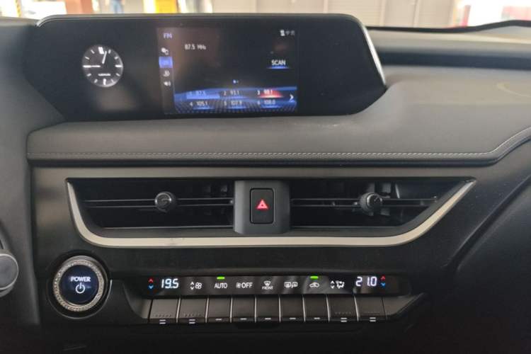 Used Lexus UX 2019 260h Explore-Edition China V Standard Audio And AC Panel