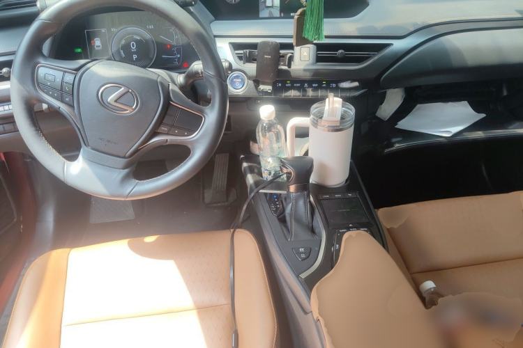 Used Lexus UX 2019 260h Explore·Fun Edition China VI Standard Center Console
