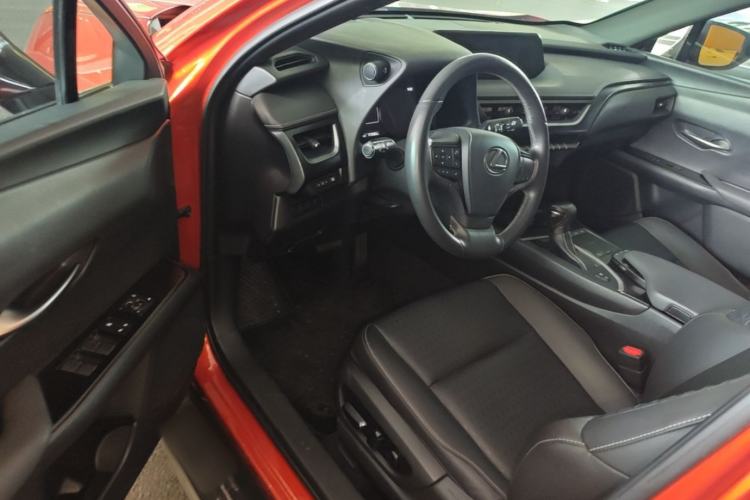 Used Lexus UX 2019 260h Explore-Edition China V Standard Driver Seat