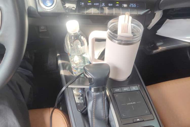 Used Lexus UX 2019 260h Explore·Fun Edition China VI Standard Gear Lever