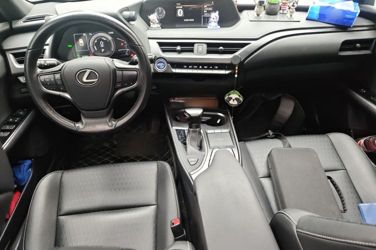 Used Lexus UX 2019 260h Explore-Edition China V Standard Center Console