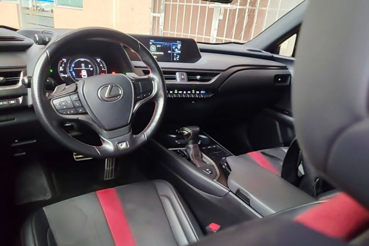 Used Lexus UX 2019 260h F SPORT Version China V Standard Center Console