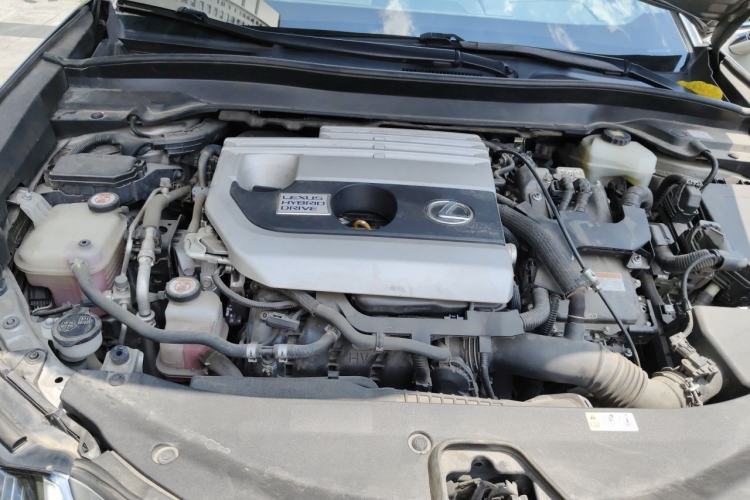 Used Lexus UX 2019 260h F SPORT Version China V Standard Engine Bay