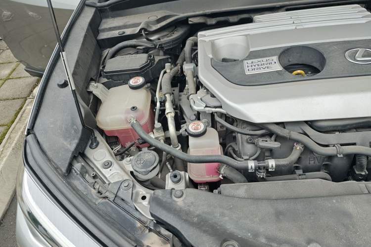 Used Lexus UX 2019 260h Explore-Edition China V Standard Engine Bay Right