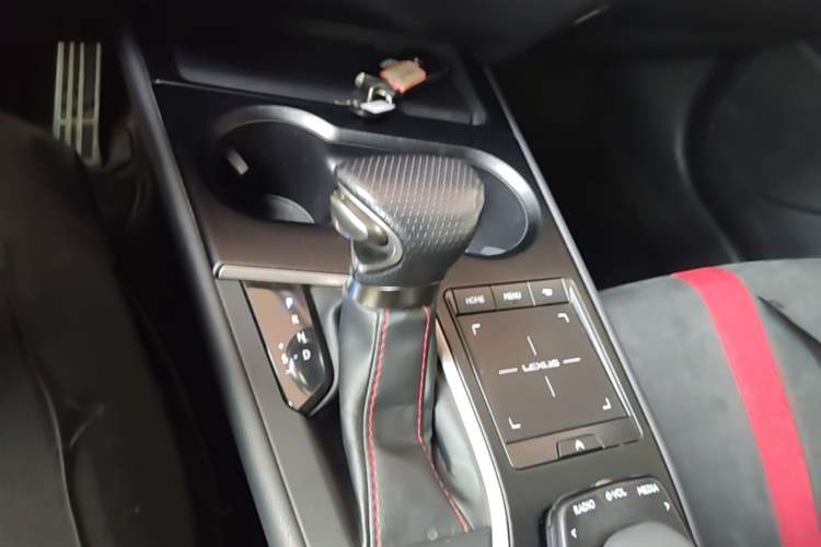 Used Lexus UX 2019 260h F SPORT Version China V Standard Gear Lever