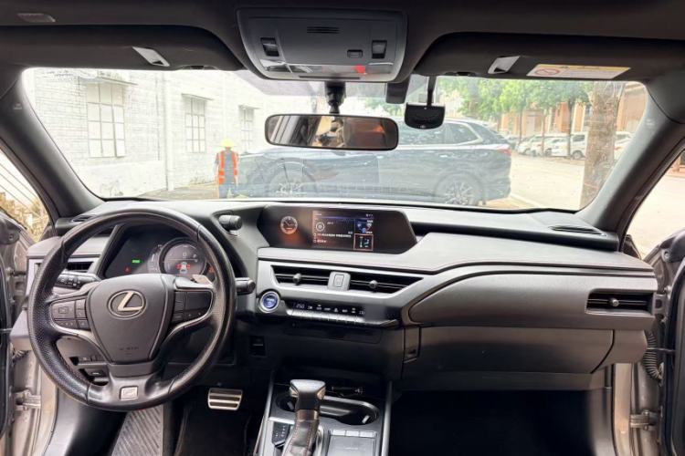 Used Lexus UX 2019 260h F SPORT Version China V Standard Interior 1