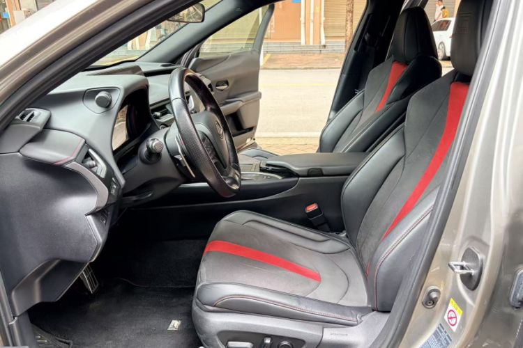 Used Lexus UX 2019 260h F SPORT Version China V Standard Interior 4