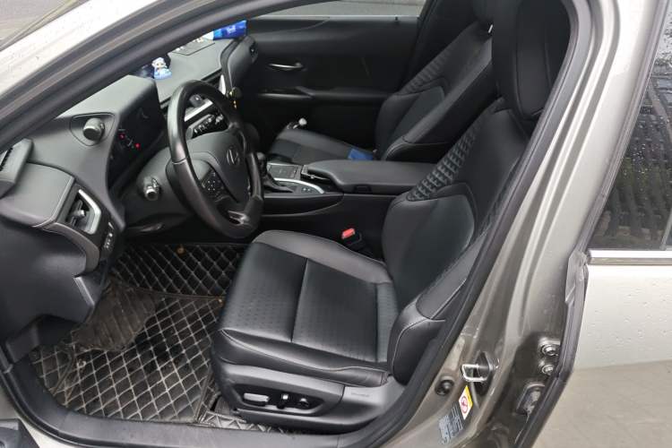 Used Lexus UX 2019 260h Explore-Edition China V Standard Left Front Seat