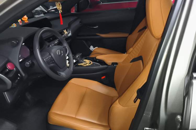 Used Lexus UX 2019 260h Explore·Fun Edition China VI Standard Left Front Seat