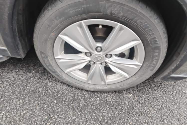 Used Lexus UX 2019 260h Explore-Edition China V Standard Right Front Wheel Hub