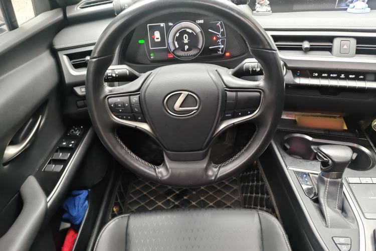 Used Lexus UX 2019 260h Explore-Edition China V Standard Steering Wheel