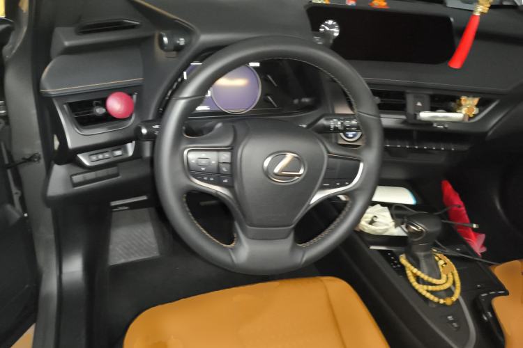 Used Lexus UX 2019 260h Explore·Fun Edition China VI Standard Steering Wheel