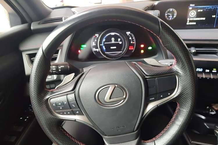 Used Lexus UX 2019 260h F SPORT Version China V Standard Steering Wheel