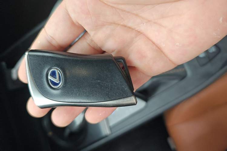 Used Lexus UX 2019 260h Explore-Edition China V Standard Vehicle Key