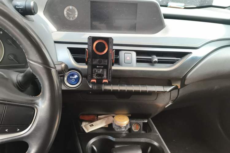 Used Lexus UX 2019 260h Explore-Cool Edition China VI Standard Audio And AC Panel