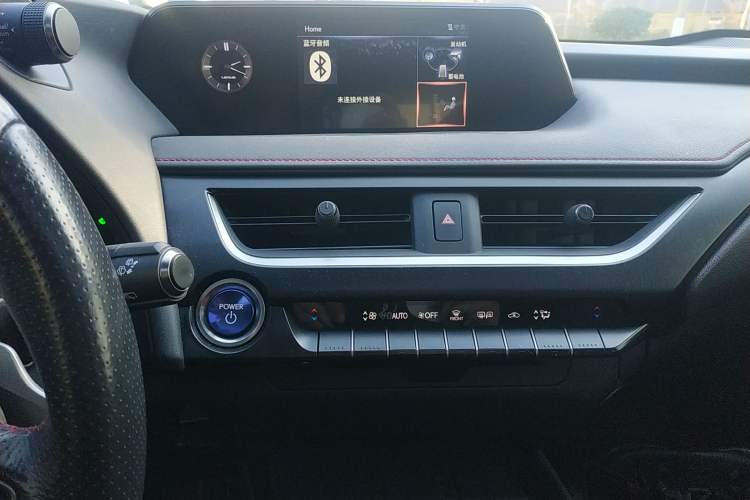 Used Lexus UX 2019 260h F SPORT All-Wheel-Drive China V Emission Standard Audio And AC Panel