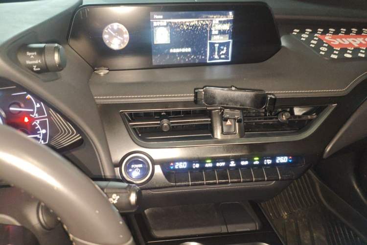 Used Lexus UX 2019 260h Explore-Cool Edition China VI Standard Audio And AC Panel