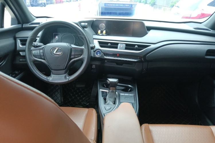 Used Lexus UX 2019 260h Explore-Cool Edition China VI Standard Center Console