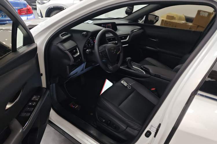 Used Lexus UX 2019 260h Explore-Cool Edition China VI Standard Driver Seat