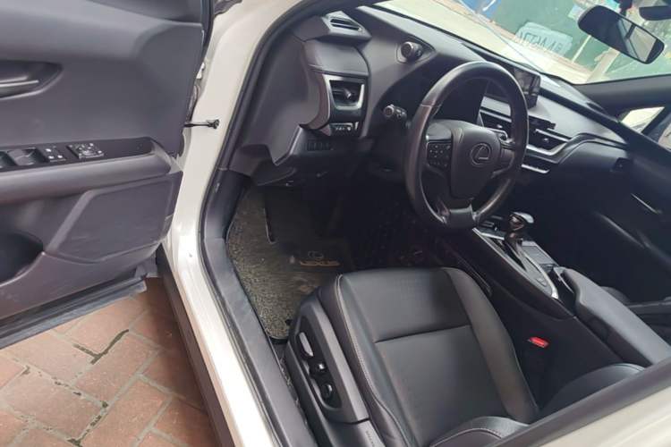 Used Lexus UX 2019 260h Explore-Cool Edition China V Standard Driver Seat