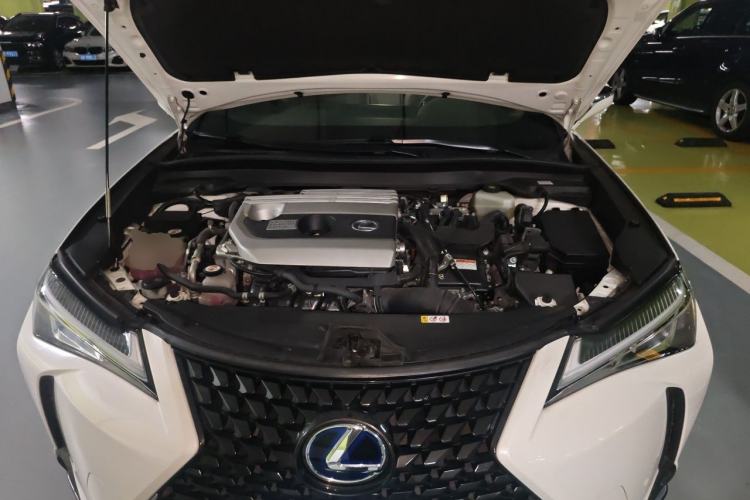 Used Lexus UX 2019 260h Explore-Edition China V Standard Engine Bay