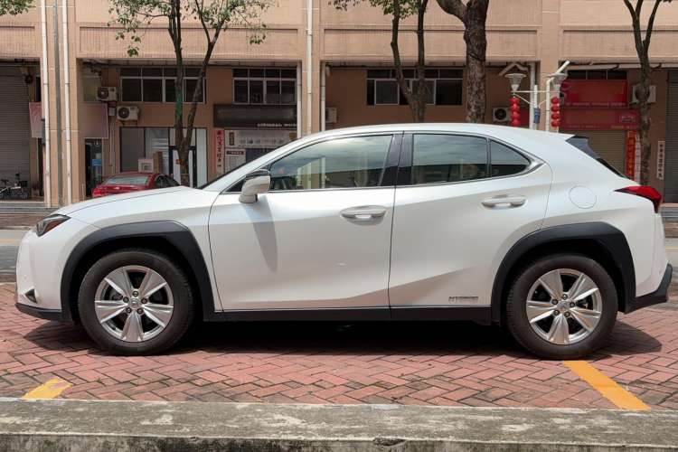 Used Lexus UX 2019 260h Explore-Cool Edition China V Standard Exterior 3